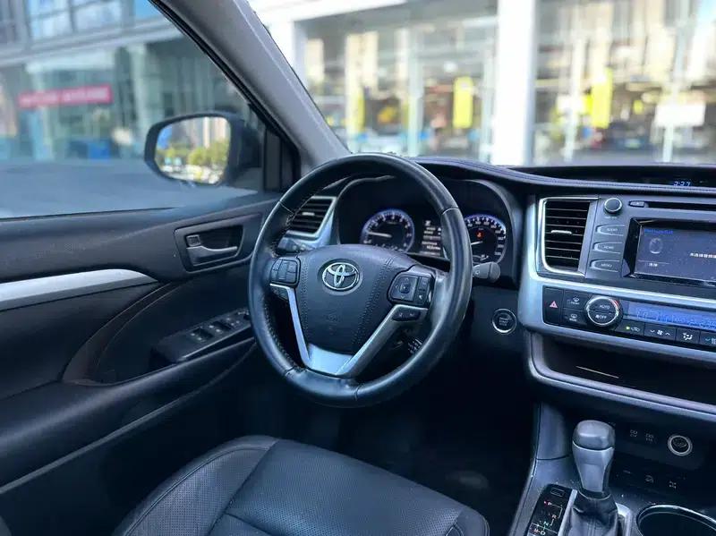 2018 Toyota Highlander 2.0T AWD Luxury 7-seater (China VI Emission Standard) — миниатюра 16