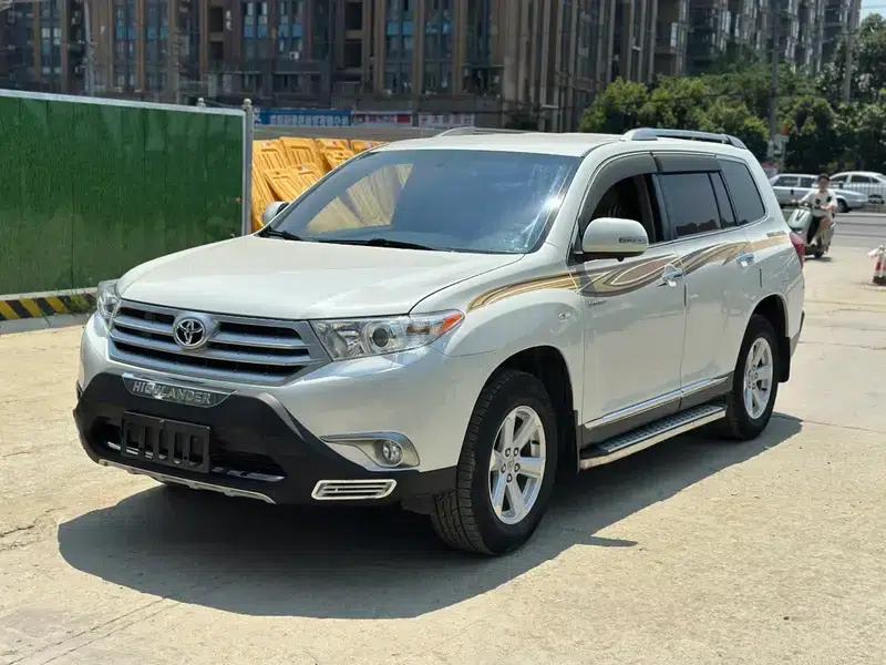 2013 Highlander 2.7L 2WD 5-seater Purple Gold Edition — миниатюра 1