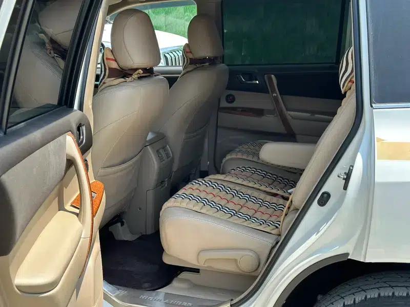 2013 Highlander 2.7L 2WD 5-seater Purple Gold Edition — миниатюра 13