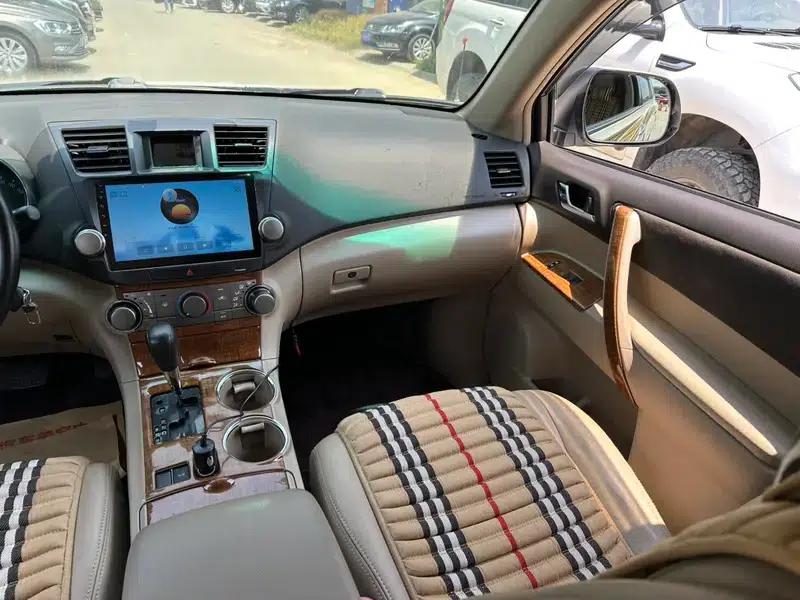 2013 Highlander 2.7L 2WD 5-seater Purple Gold Edition — миниатюра 14