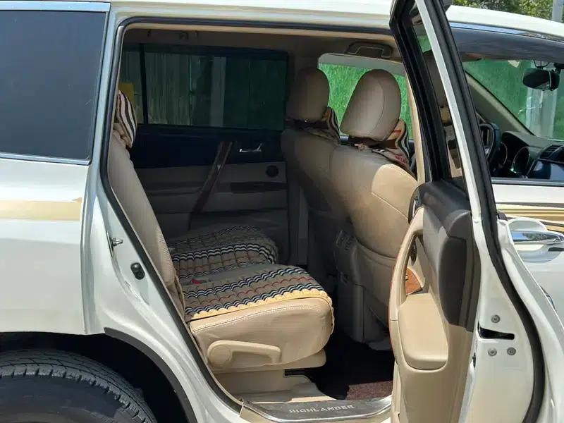 2013 Highlander 2.7L 2WD 5-seater Purple Gold Edition — миниатюра 16