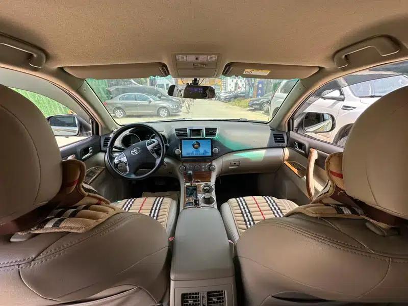 2013 Highlander 2.7L 2WD 5-seater Purple Gold Edition — миниатюра 10