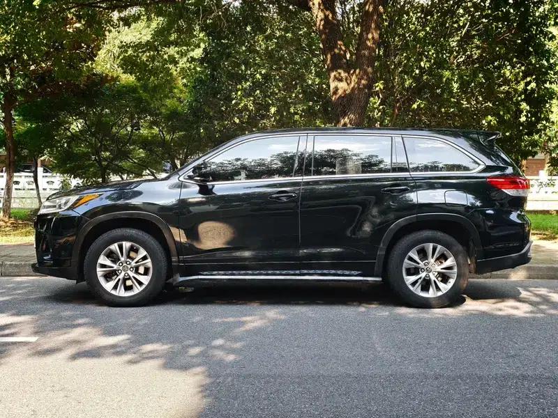 2018 Toyota Highlander 2.0T 2WD Elite Edition 5-seater (China VI Emission Standard) — миниатюра 4