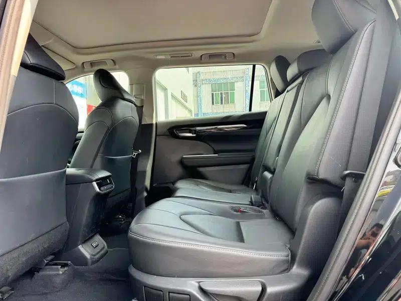 2022 Toyota Highlander 380T AWD Luxury 7-seater — миниатюра 12
