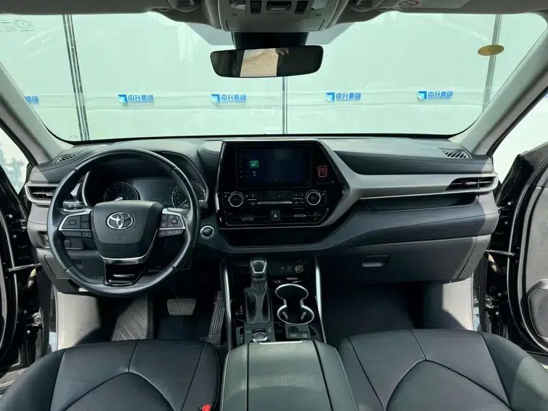 2022 Toyota Highlander 380T AWD Luxury 7-seater — миниатюра 6