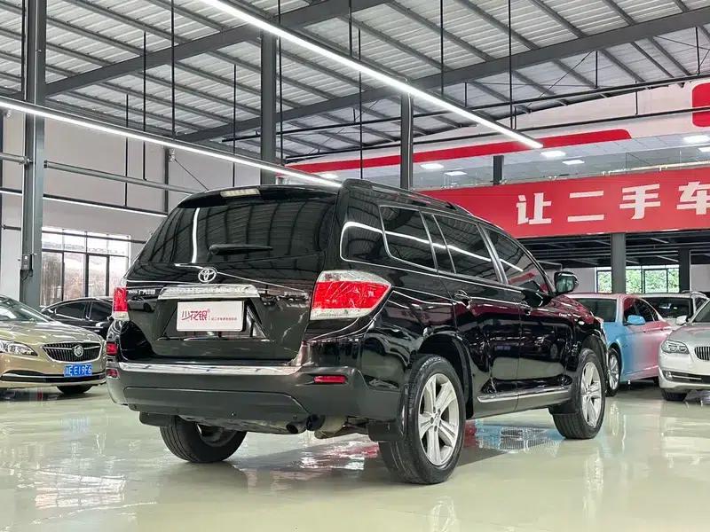 2012 Highlander 2.7L 2WD 5-seater Sport Edition — миниатюра 6