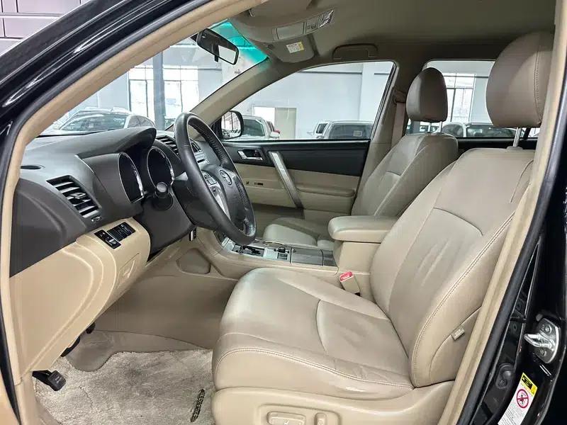 2012 Highlander 2.7L 2WD 5-seater Sport Edition — миниатюра 8