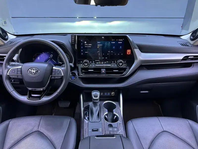 2022 Toyota Highlander Hybrid 2.5L AWD Supreme Edition 7-Seater — миниатюра 10