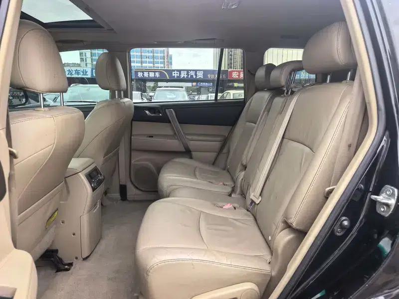 Highlander 2009 2.7L 2WD 7-seater Luxury Edition — миниатюра 10