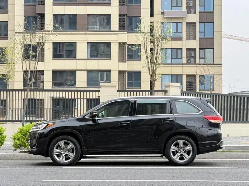 2018 Toyota Highlander 2.0T 2WD Luxury 7-seater (National V Emission Standard) — миниатюра 3