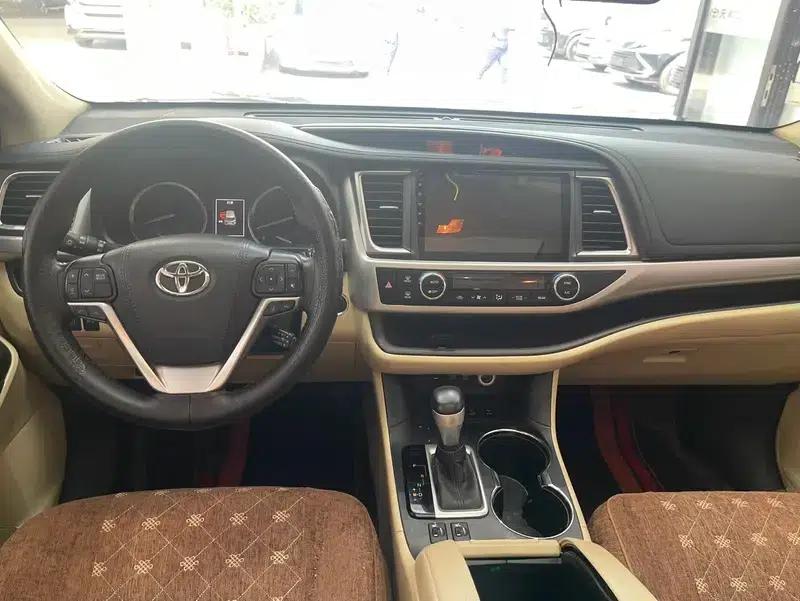 2018 Toyota Highlander 2.0T AWD Luxury 7-seater (China VI Emission Standard) — миниатюра 21