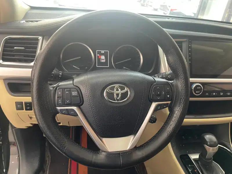 2018 Toyota Highlander 2.0T AWD Luxury 7-seater (China VI Emission Standard) — миниатюра 23