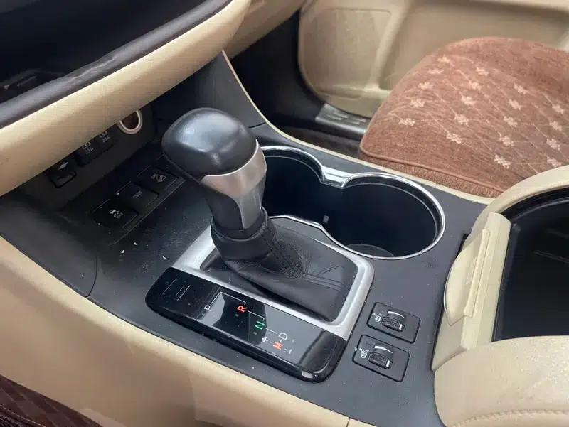 2018 Toyota Highlander 2.0T AWD Luxury 7-seater (China VI Emission Standard) — миниатюра 24