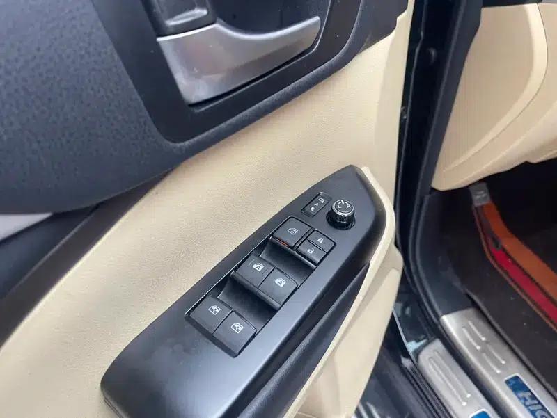 2018 Toyota Highlander 2.0T AWD Luxury 7-seater (China VI Emission Standard) — миниатюра 31