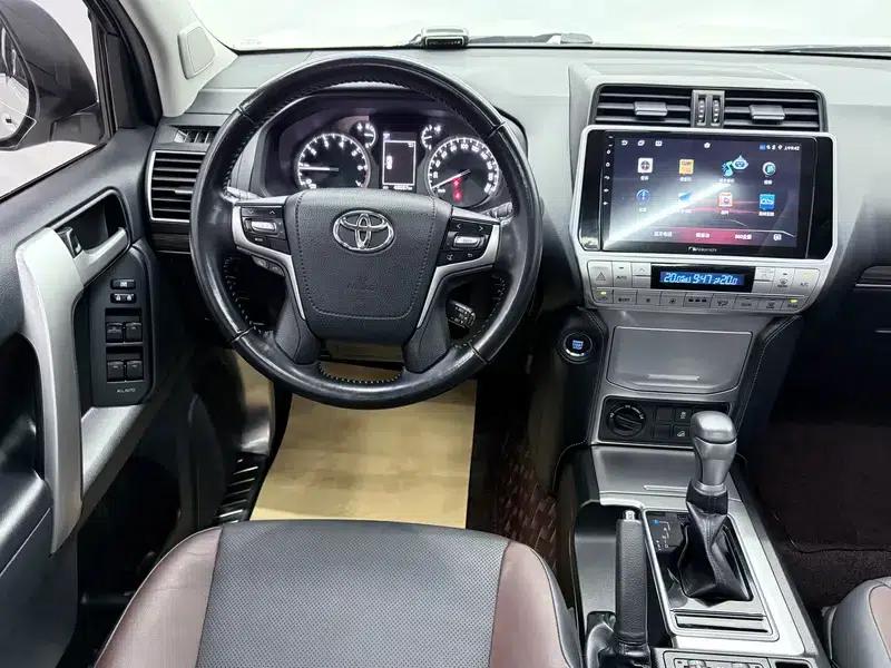 2019 Prado 3.5L Automatic TX-L Premium Edition with Rear-mounted Spare Tire — миниатюра 14