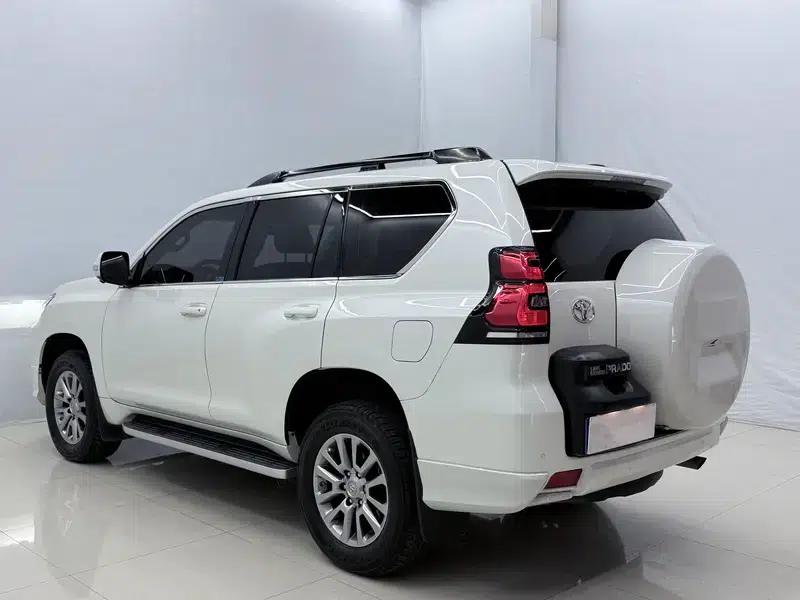2019 Prado 3.5L Automatic TX-L Premium Edition with Rear-mounted Spare Tire — миниатюра 4