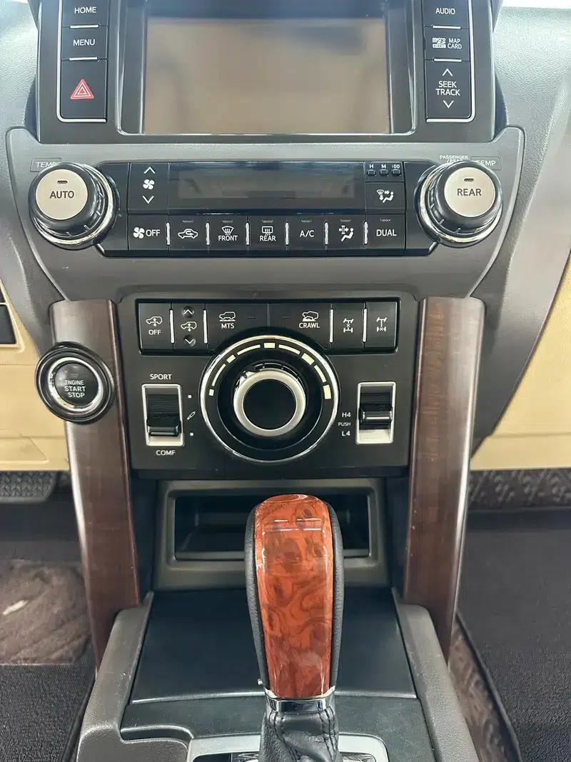 2016 Prado 3.5L Automatic VX NAVI — миниатюра 11