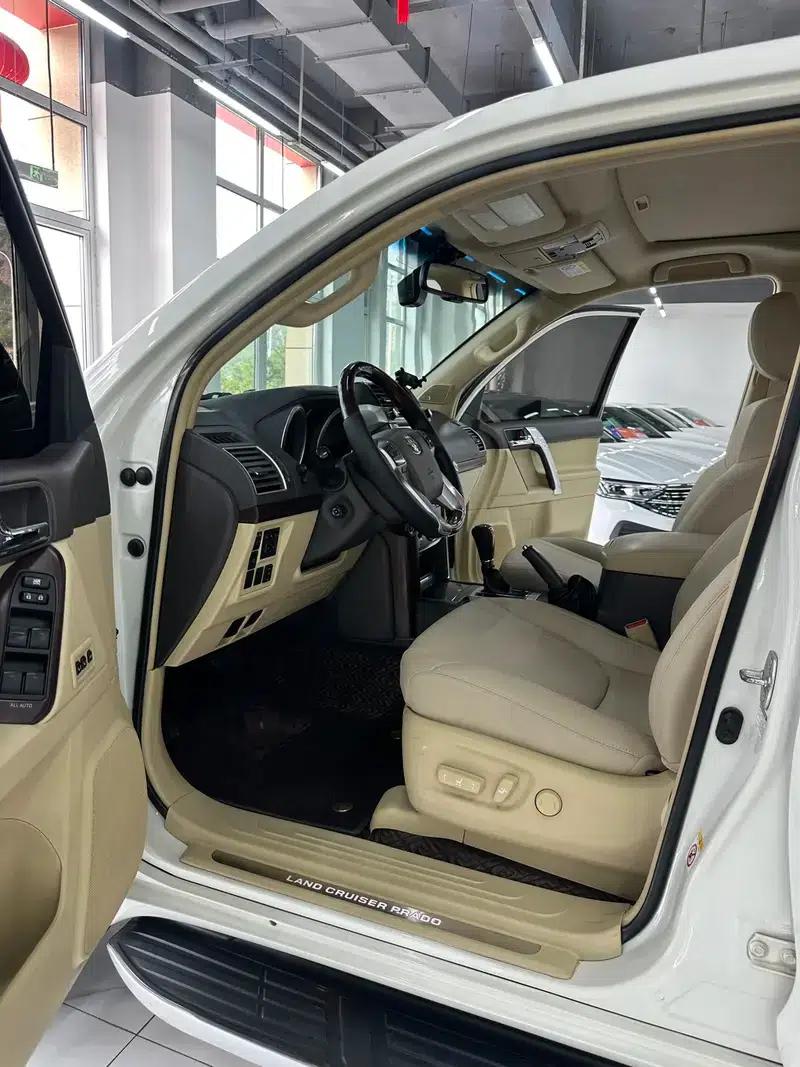 2016 Prado 3.5L Automatic VX NAVI — миниатюра 21