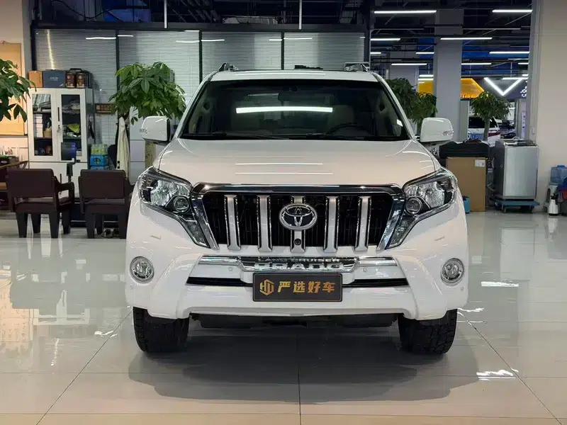 2014 Prado 4.0L Automatic VX — миниатюра 2