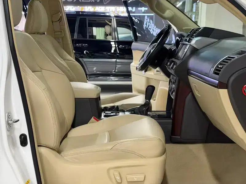 2014 Prado 4.0L Automatic VX — миниатюра 10