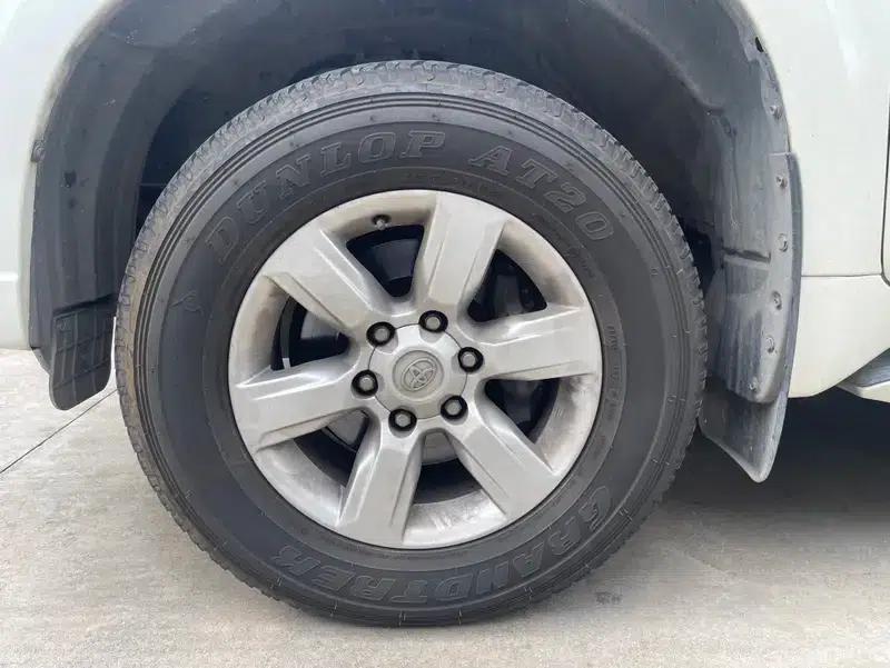 2016 Prado 2.7L Automatic Luxury Edition — миниатюра 12