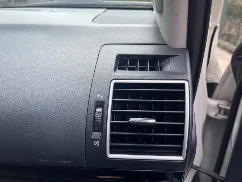 2016 Prado 2.7L Automatic Luxury Edition — миниатюра 18