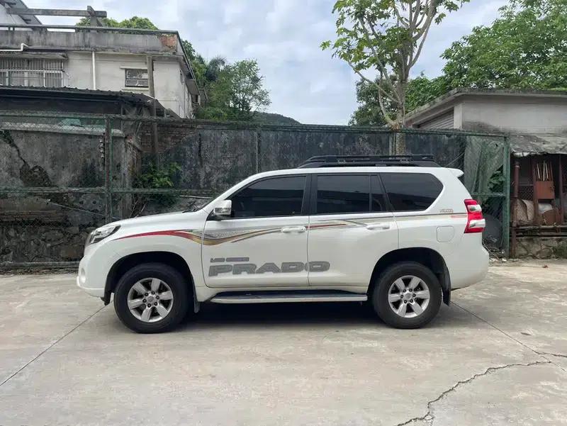 2016 Prado 2.7L Automatic Luxury Edition — миниатюра 4