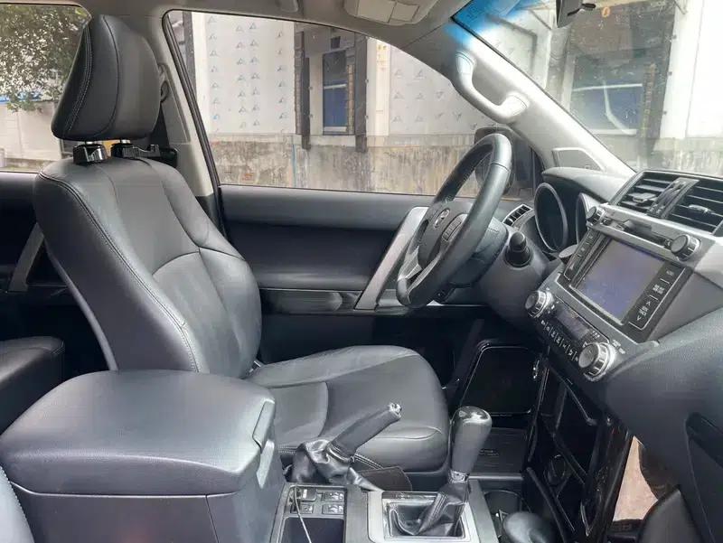 2016 Prado 2.7L Automatic Luxury Edition — миниатюра 32
