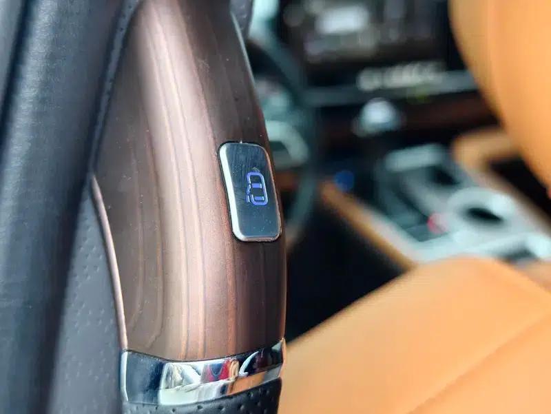 2024 Grevia Intelligent Hybrid Dual Engine 2.5L Two-Wheel Drive Comfort Edition — миниатюра 13