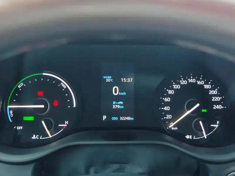 2024 Grevia Intelligent Hybrid Dual Engine 2.5L Two-Wheel Drive Comfort Edition — миниатюра 16