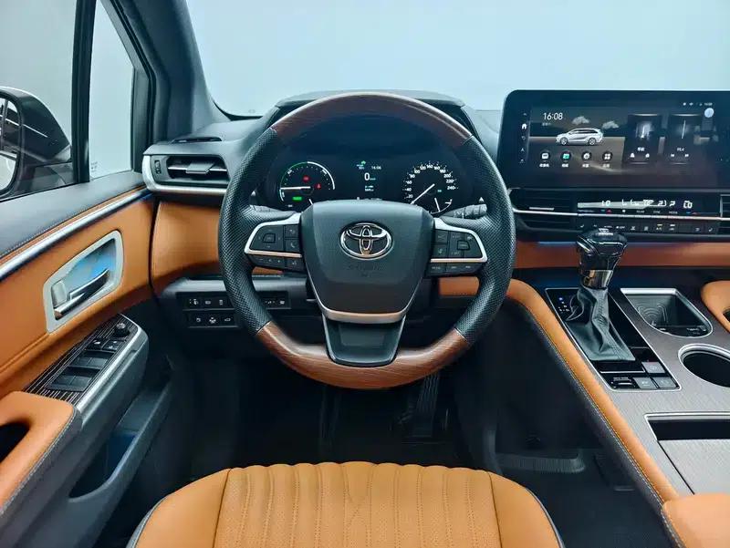 2024 Grevia Intelligent Hybrid Dual Engine 2.5L Two-Wheel Drive Comfort Edition — миниатюра 17