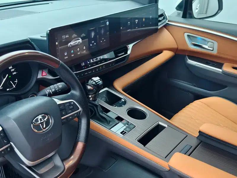 2024 Grevia Intelligent Hybrid Dual Engine 2.5L Two-Wheel Drive Comfort Edition — миниатюра 19