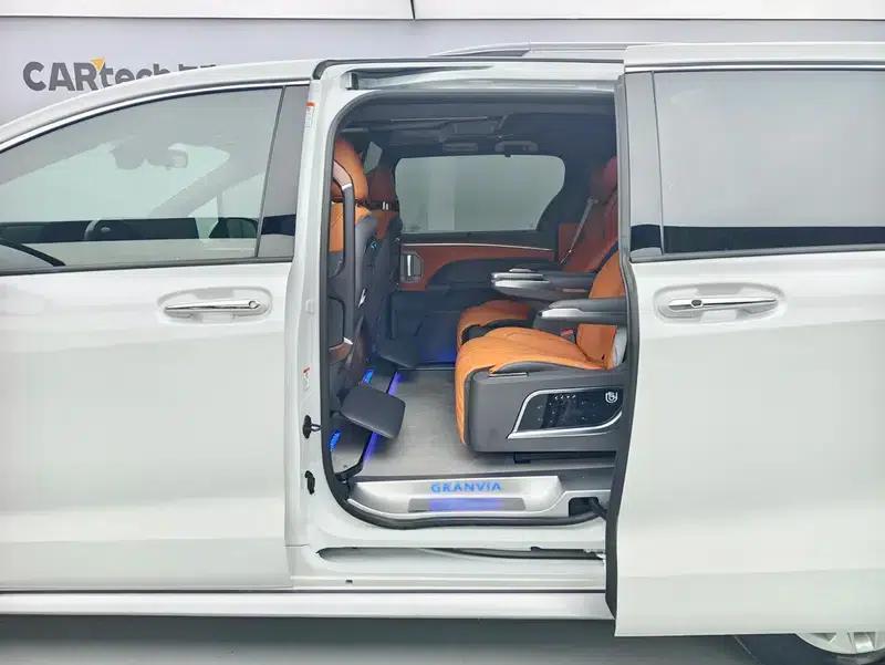 2024 Grevia Intelligent Hybrid Dual Engine 2.5L Two-Wheel Drive Comfort Edition — миниатюра 22