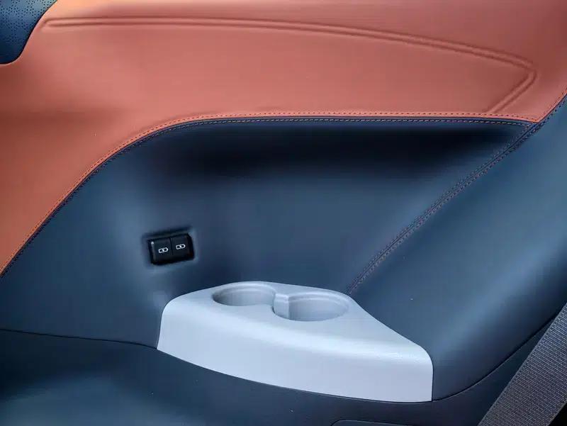 2024 Grevia Intelligent Hybrid Dual Engine 2.5L Two-Wheel Drive Comfort Edition — миниатюра 9