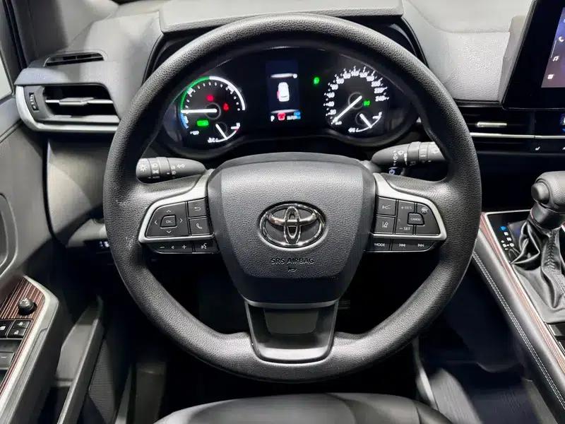2024 Grevia Intelligent Hybrid Dual Engine 2.5L Two-Wheel Drive Luxury Edition — миниатюра 18