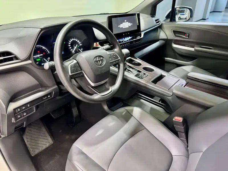 2024 Grevia Intelligent Hybrid Dual Engine 2.5L Two-Wheel Drive Luxury Edition — миниатюра 20