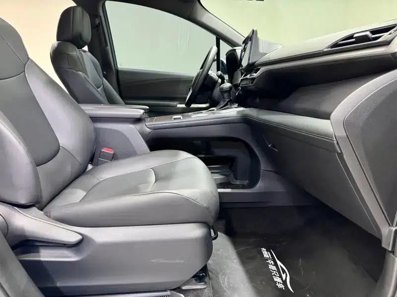 2024 Grevia Intelligent Hybrid Dual Engine 2.5L Two-Wheel Drive Luxury Edition — миниатюра 21