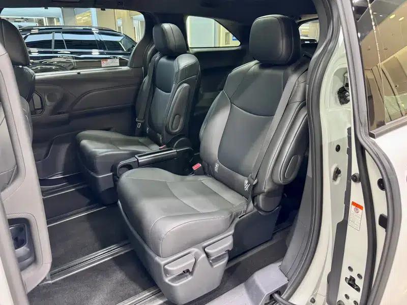 2024 Grevia Intelligent Hybrid Dual Engine 2.5L Two-Wheel Drive Luxury Edition — миниатюра 23