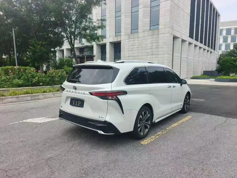 2024 Grevia Intelligent Hybrid Dual Engine 2.5L Two-Wheel Drive Premium PLUS Edition — миниатюра 6