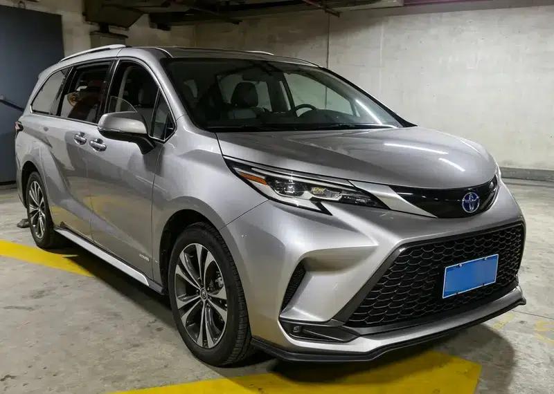 2023 Grevia Intelligent Hybrid Dual Engine 2.5L Premium PLUS — миниатюра 3