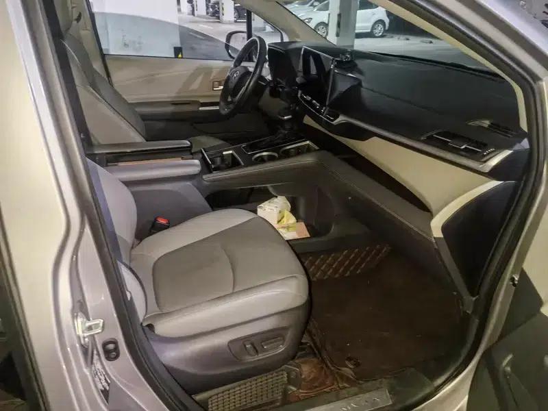 2023 Grevia Intelligent Hybrid Dual Engine 2.5L Premium PLUS — миниатюра 8