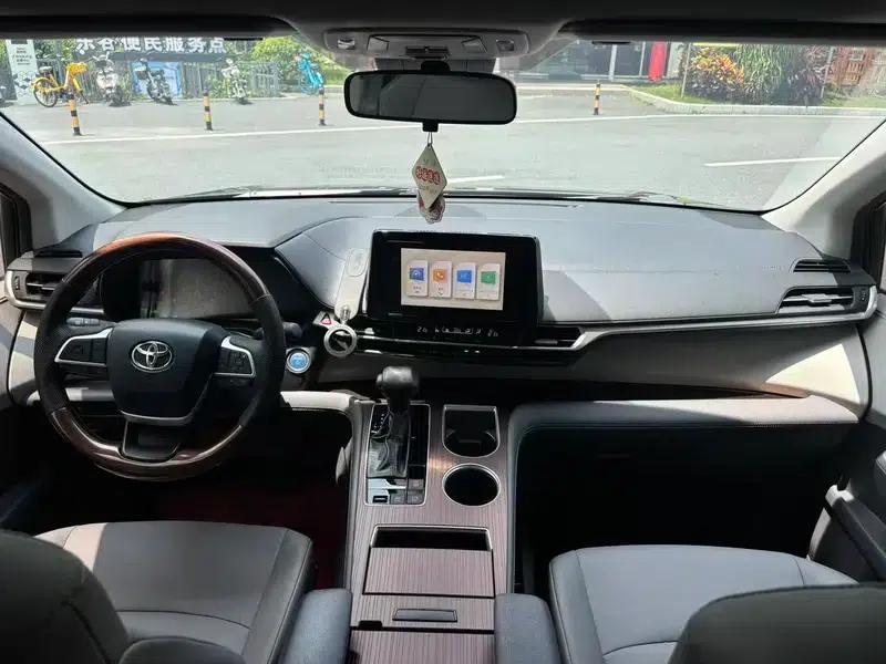 2023 Grevia Intelligent Hybrid Dual Engine 2.5L Comfort Edition — миниатюра 11