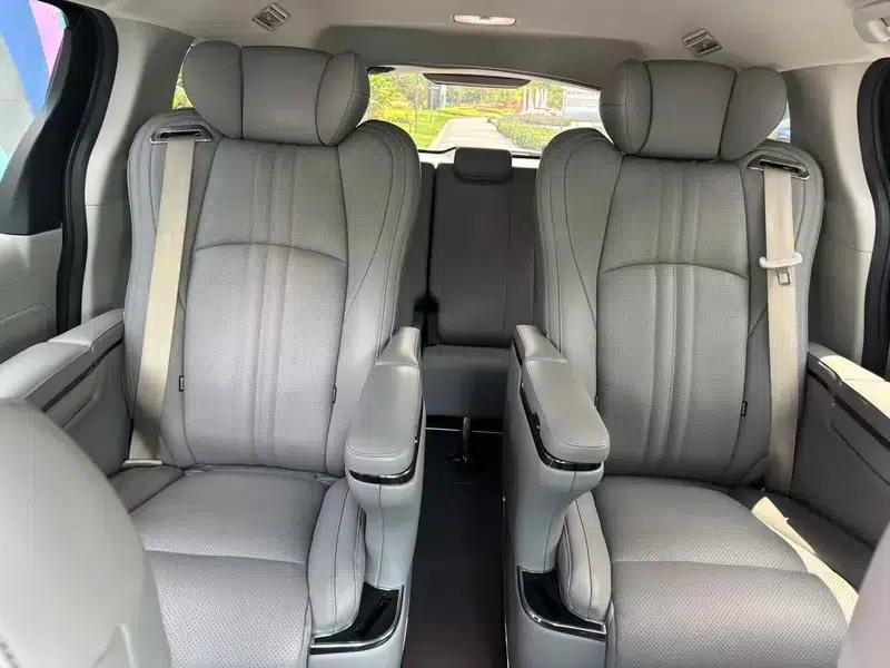 2023 Grevia Intelligent Hybrid Dual Engine 2.5L Comfort Edition — миниатюра 19