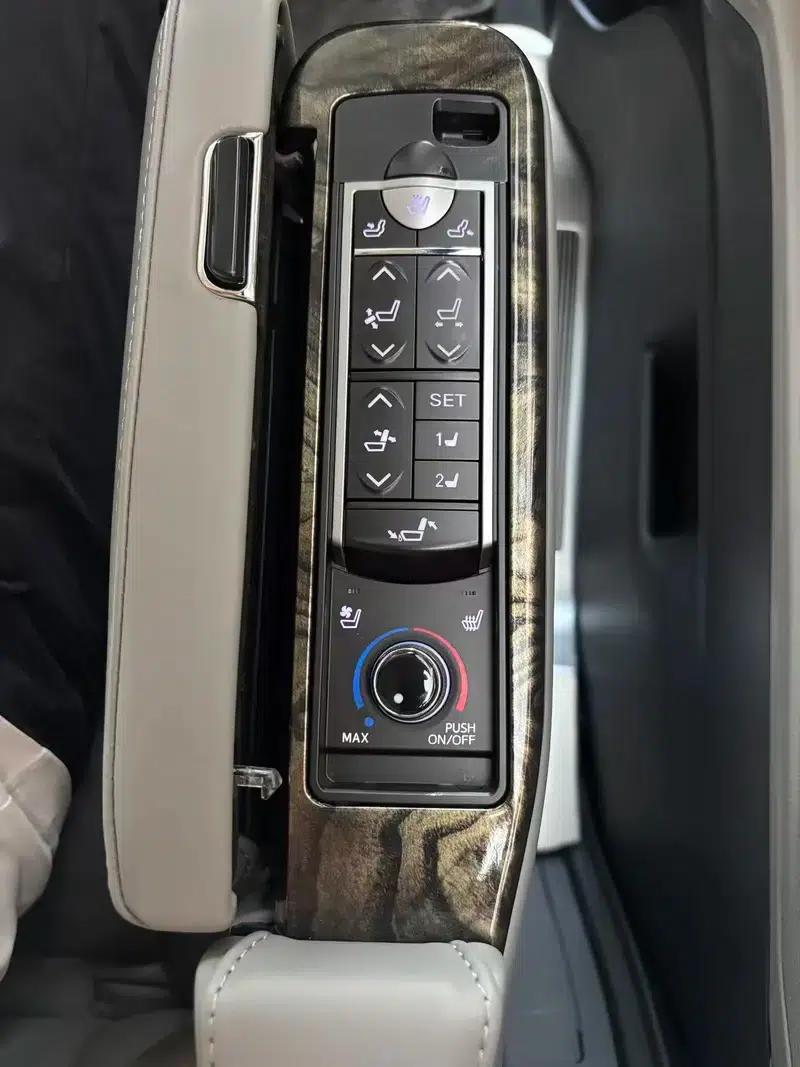 2023 Grevia Intelligent Hybrid Dual Engine 2.5L Comfort Edition — миниатюра 10