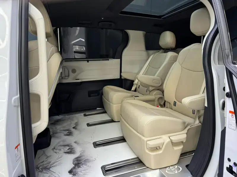 2024 Grevia Intelligent Hybrid Dual Engine 2.5L Two-Wheel Drive Premium PLUS Edition — миниатюра 11
