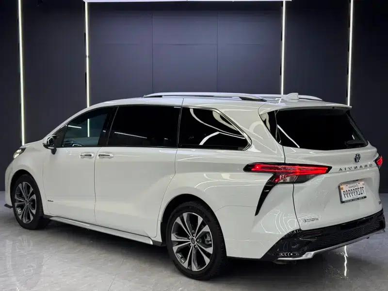 2024 Grevia Intelligent Hybrid Dual Engine 2.5L Two-Wheel Drive Premium PLUS Edition — миниатюра 4
