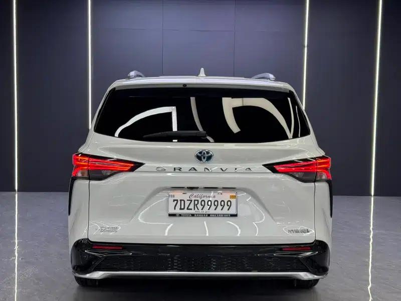 2024 Grevia Intelligent Hybrid Dual Engine 2.5L Two-Wheel Drive Premium PLUS Edition — миниатюра 5