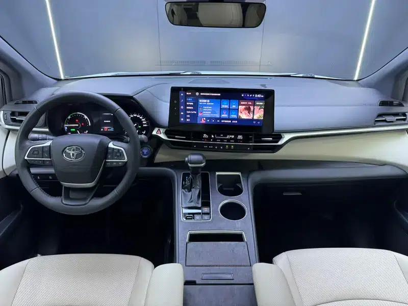 2024 Grevia Intelligent Hybrid Dual Engine 2.5L Two-Wheel Drive Premium PLUS Edition — миниатюра 7