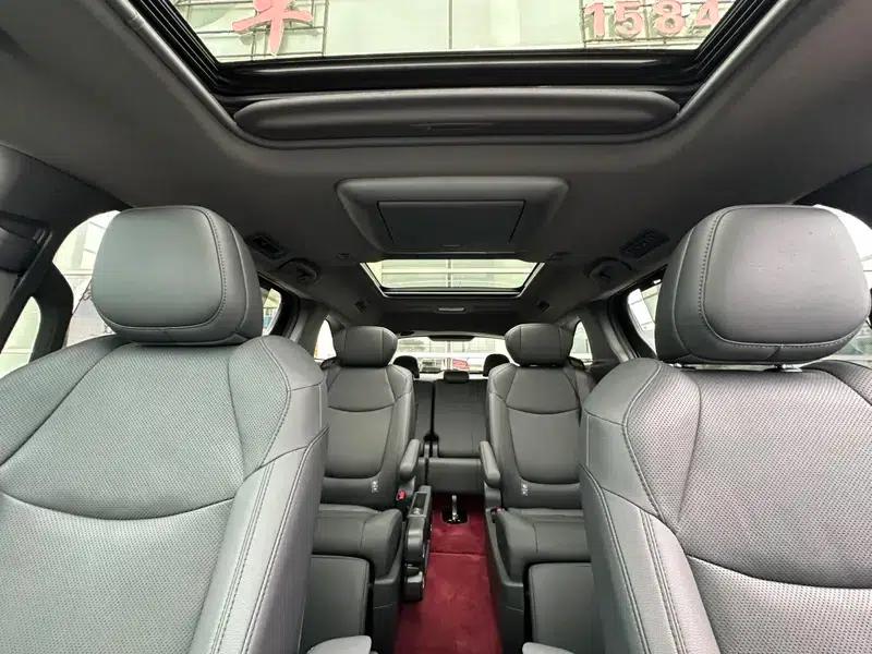 2022 Grevia 2.5L Hybrid Flagship Edition — миниатюра 20