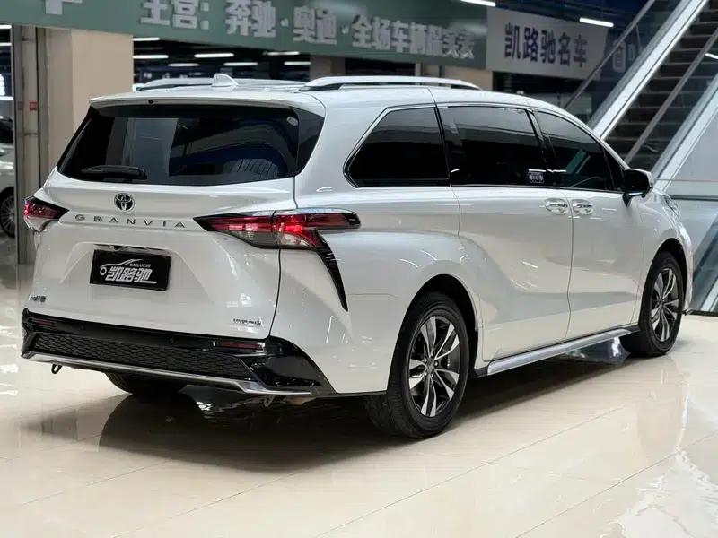 2023 Grevia Intelligent Hybrid Dual Engine 2.5L Luxury Edition — миниатюра 6